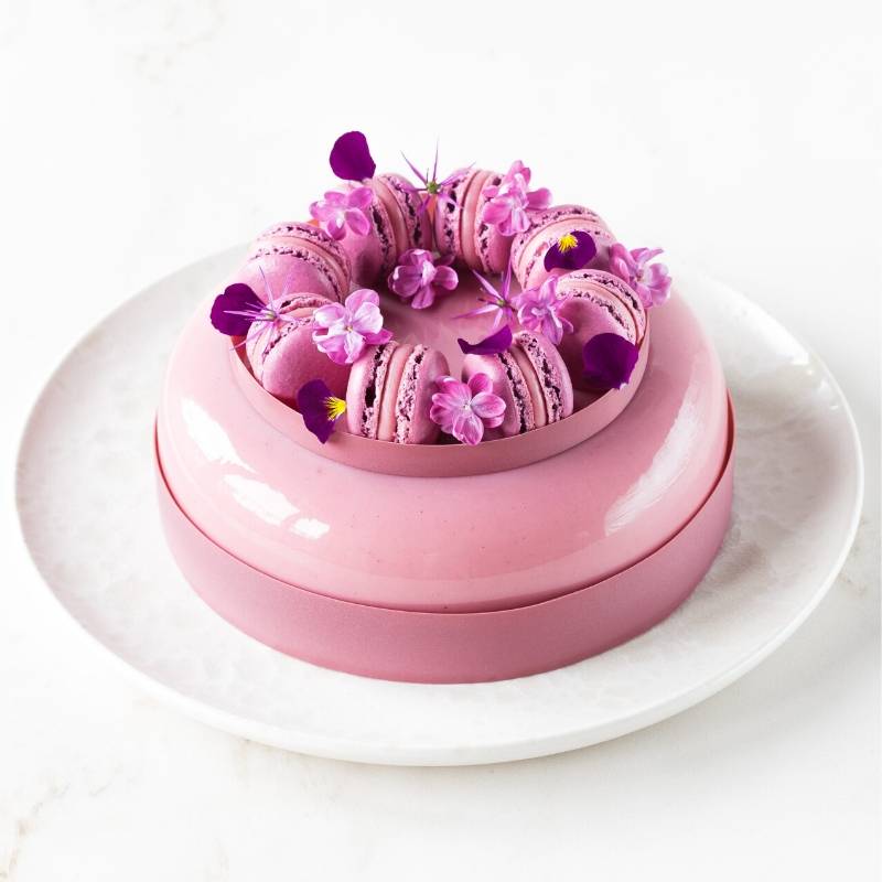 Научится готовить зеркальную глазурь