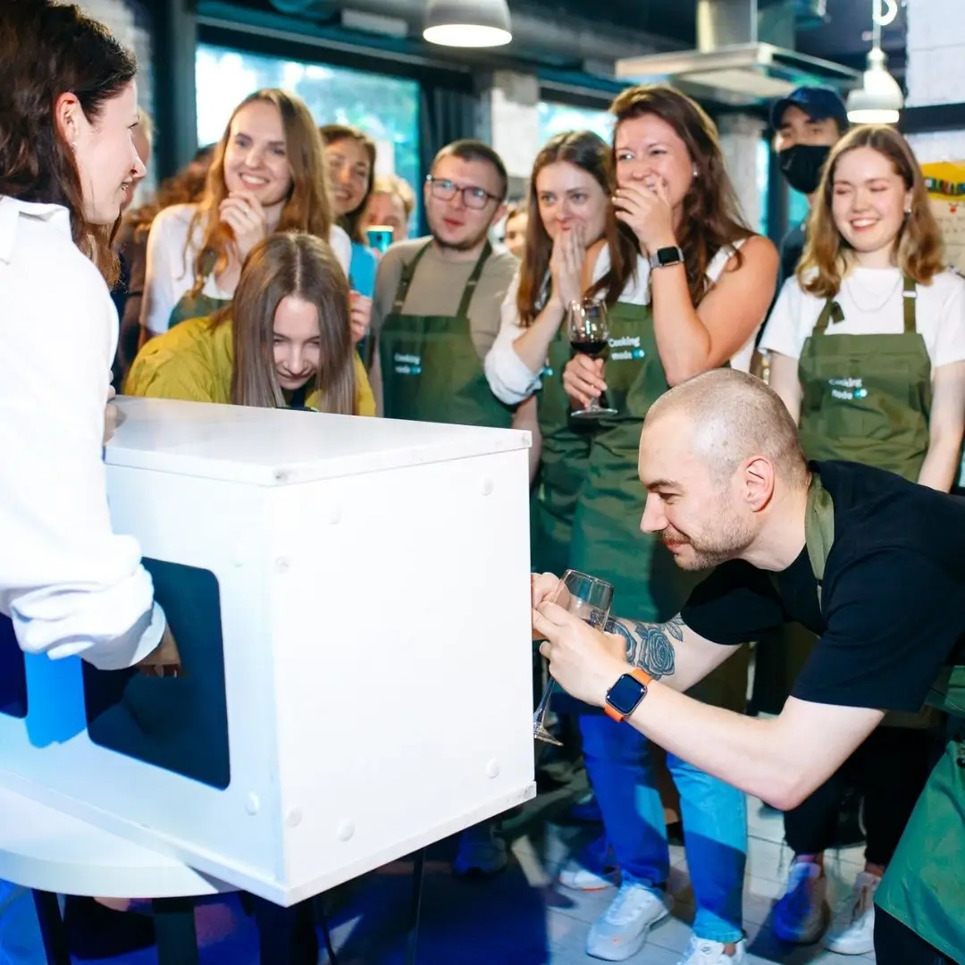 One day restaurant UA 17 2 2